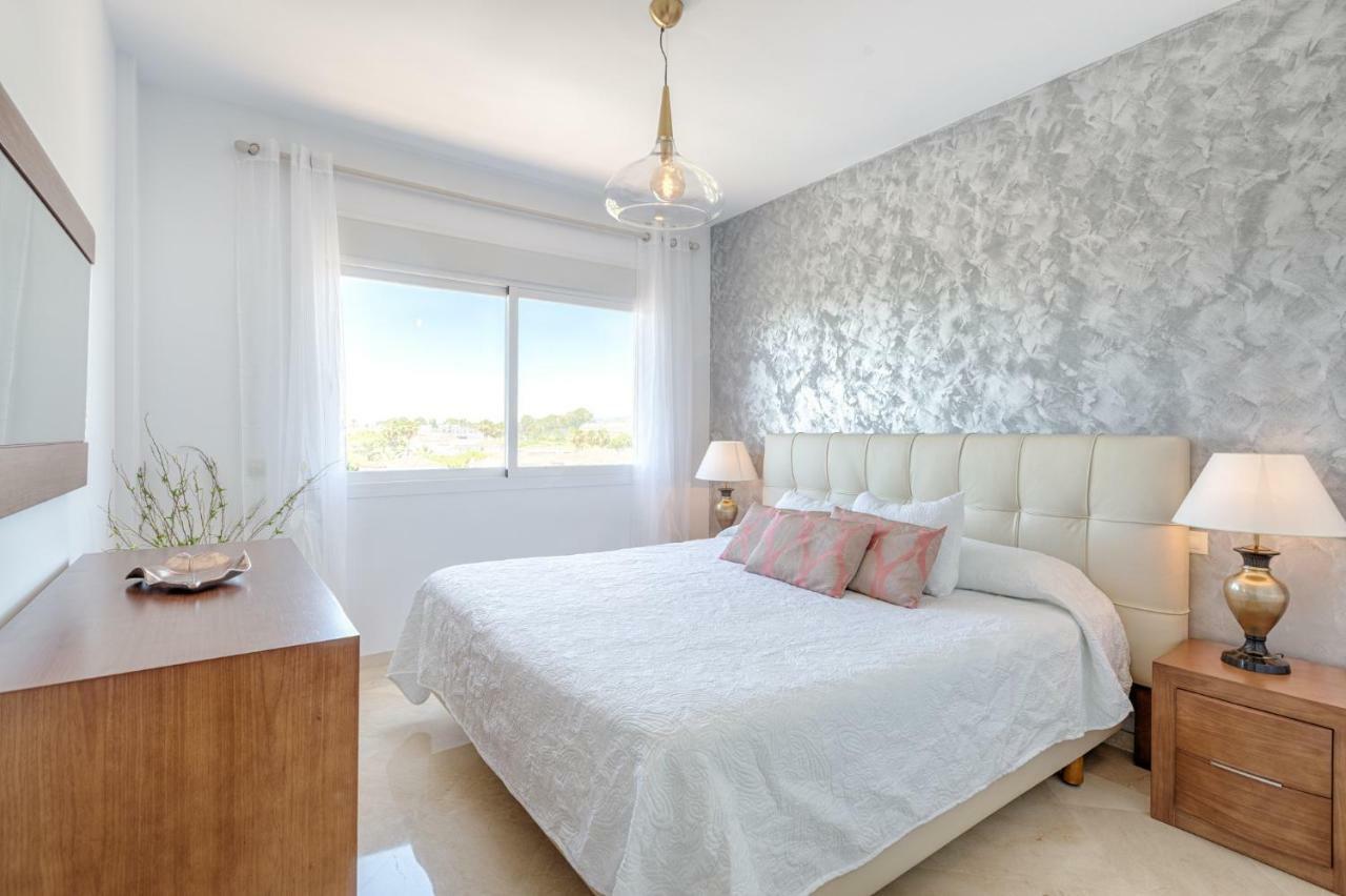 Sea & Mountain View Penthouse Daire Estepona Dış mekan fotoğraf