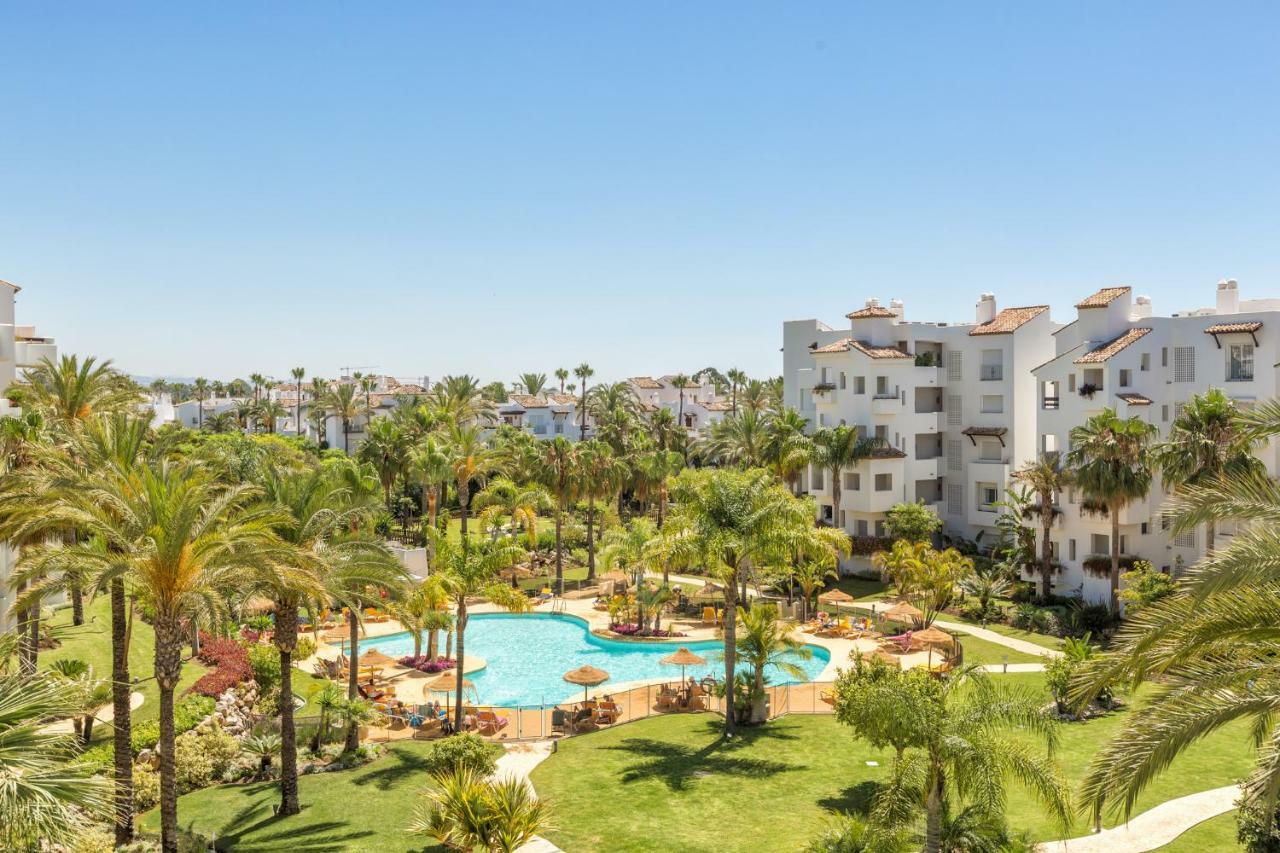 Sea & Mountain View Penthouse Daire Estepona Dış mekan fotoğraf